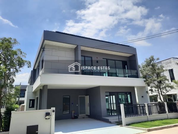 ให้เช่าบ้าน 2ชั้น Centro Bangna Phase 1 เนื้อที่ 55 ตร.ว พื้นที่ใช้สอย 209 ตร.ม บ้านสวยตกแต่งครบพร้อมอยู่