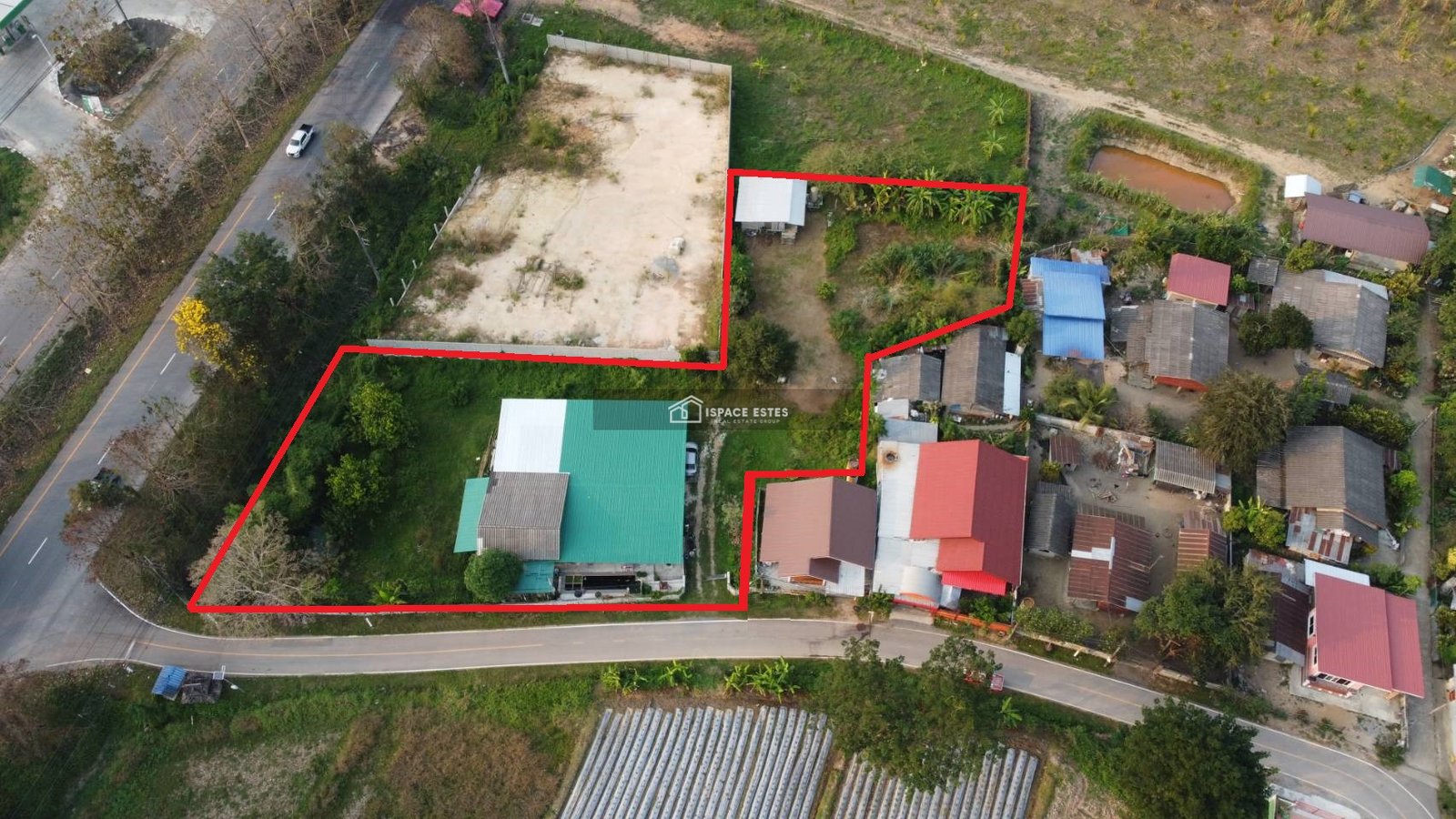 ขายบ้านพร้อมที่ดิน 1-2-29.7 ไร่ ติดถนนใหญ่พหลโยธิน บ้านต้นยาง ต.บัวสลี อ.แม่ลาว จ.เชียงราย