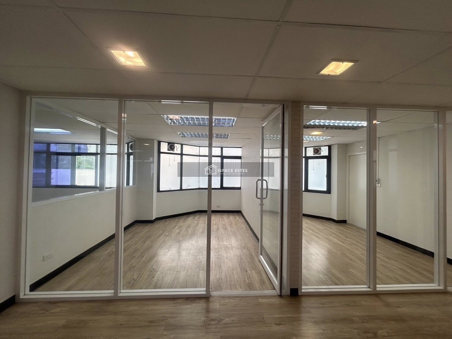 ให้เช่าออฟฟิศ ชั้น 4 ใจกลางสาทร ขนาด 182 ตร.ม ใกล้ BTS ช่องนนทรี, เซนต์หลุยส์