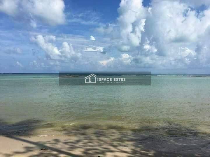 ขายที่ดินติดทะเล​เกาะสมุย 4 ไร่ 1 งาน 41.1 ตารางวา (1,741.1 ตารางวา)  ที่ดินสวยติดทะเล หาดส่วนตัว เหมาะสำหรับลงทุนทำ รีสอร์ท โรงแรม จัดสรร (บ้านวิลล่า) ฯลฯ