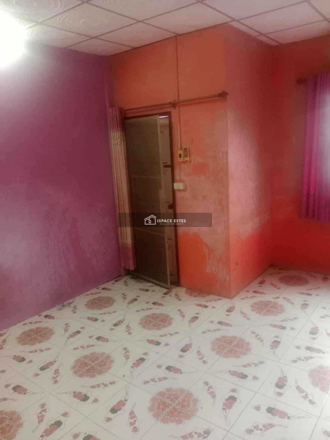 ขายทาวน์เฮาส์ 2ชั้น 21 ตร.ว ในชุมชนสุรทรธรรม ซอยวชิรธรรมสาธิต 57 สุขุมวิท 101/1