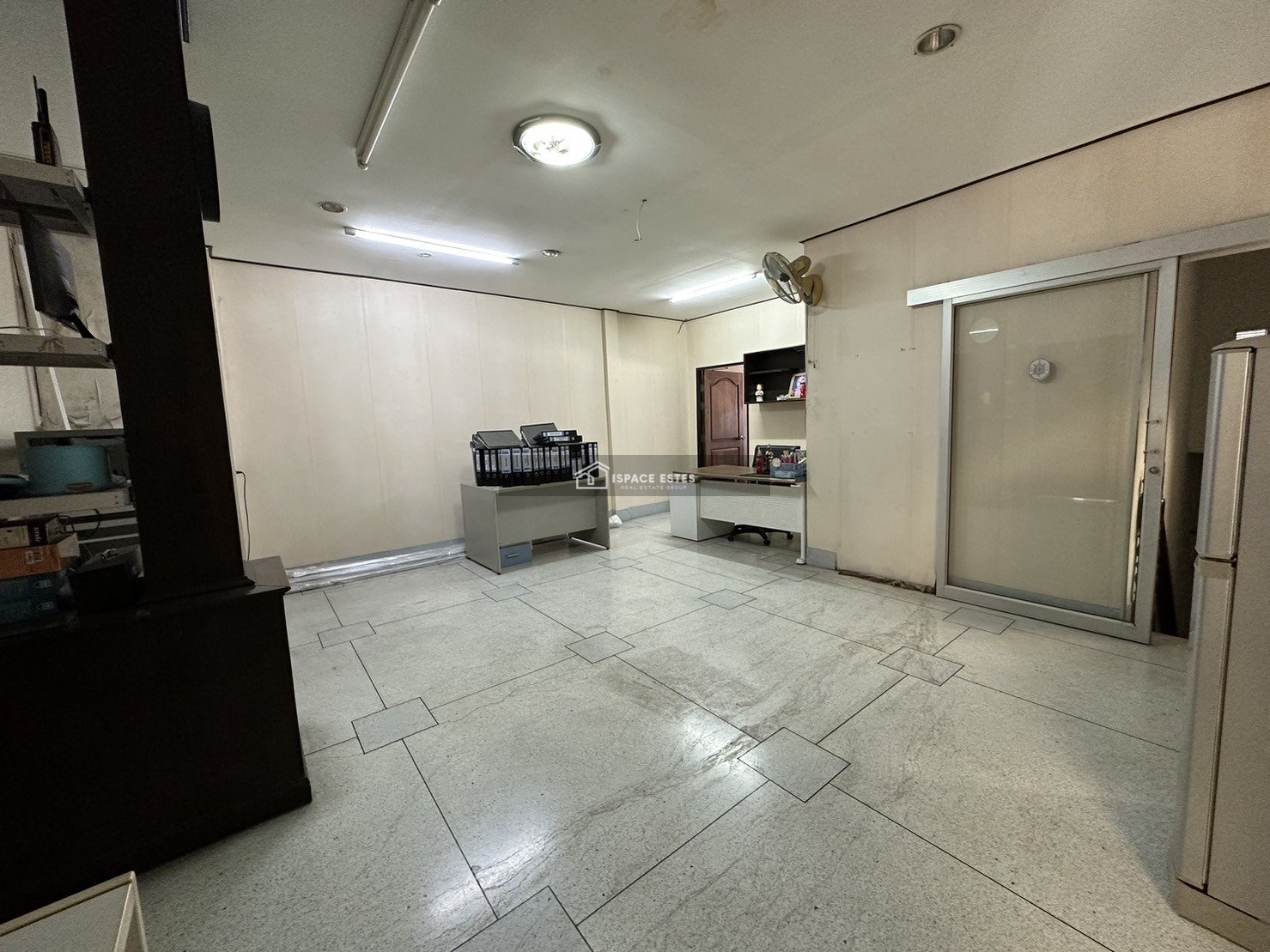 ขายทาวน์เฮ้าส์ 2 ชั้น พร้อมออฟฟิศ มบ.เพ็นโก้วิลล์ ศรีนครินทร์ สมุทรปราการ