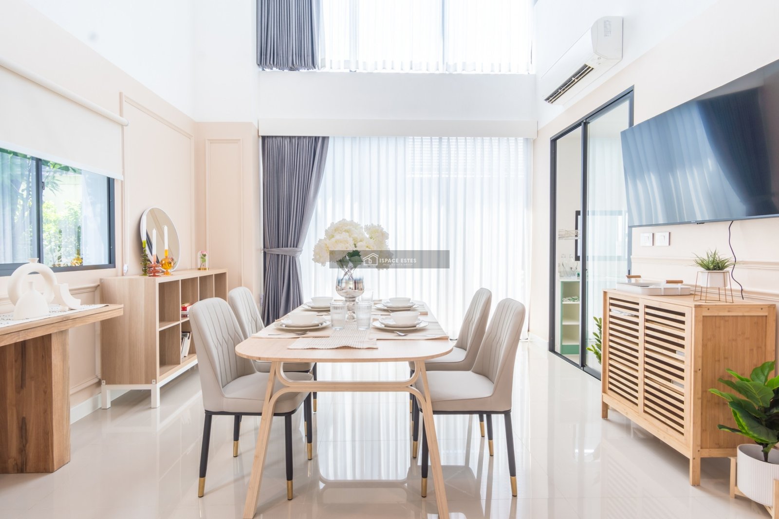 ให้เช่า Townhome 3ชั้นครึ่ง หลังมุม โครงการ Nirvana Define พระราม 9 Renovate ใหม่ Style Modern Luxury ตกแต่งพร้อมเข้าอยู่