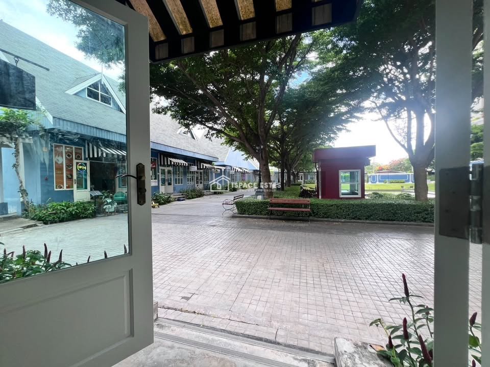ขาย Shop ชั้นล่างในโครงการ Chapter One ราษฎร์บูรณะ พื้นที่ 27 ตร.ม. ชั้นล่าง เหมาะทำร้านค้า คาเฟ่ ร้านเสริมสวย มินิมาร์ท ออฟฟิศ ฯลฯ