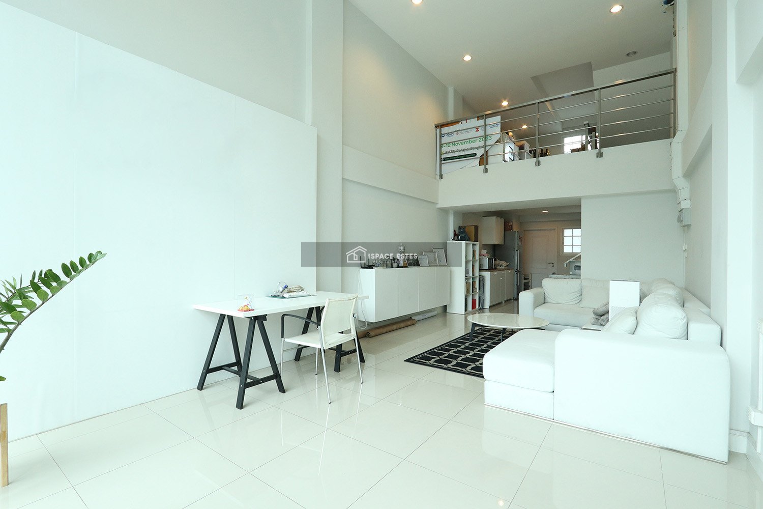 ขายพร้อมผู้เช่า ทาวน์โฮม 4 ชั้น โครงการ 𝗧𝗵𝗲 𝗠𝗮𝘀𝘁𝗲𝗿 @𝗕𝗧𝗦 𝗨𝗱𝗼𝗺𝘀𝘂𝗸 16.5 ตร.ว 232 ตร.ม